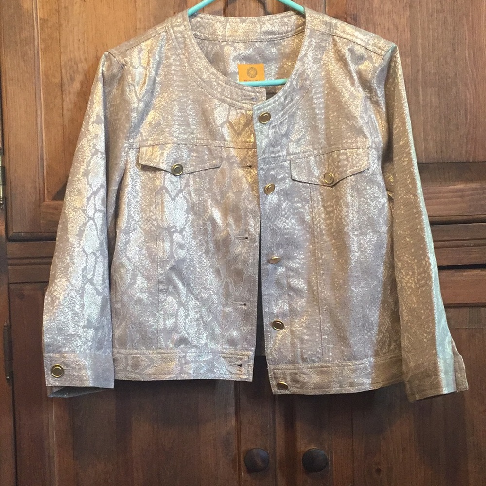 Ruby Rd. Gold Metallic Snake Skin Jacket ๐งฅโจ๐ - Picture 7 of 16